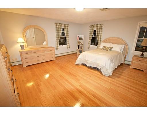 12 Lucia Rd, Marblehead, MA 01945 photo 7