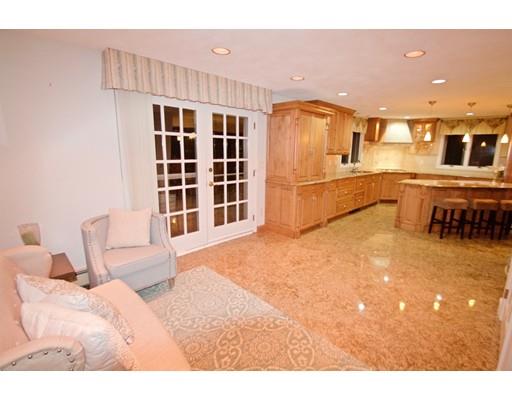 12 Lucia Rd, Marblehead, MA 01945 photo 6