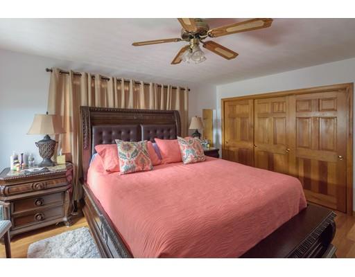 35 Myrtle St, Everett, MA 02149 photo 6