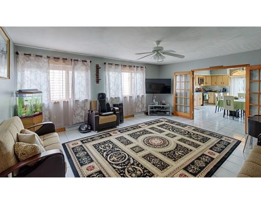 35 Myrtle St, Everett, MA 02149 photo 5