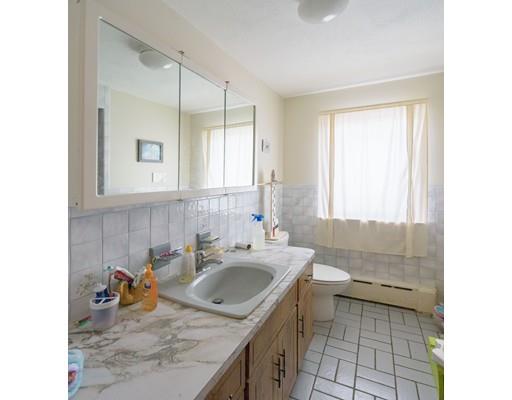 29 Myrtle St, Everett, MA 02149 photo 8