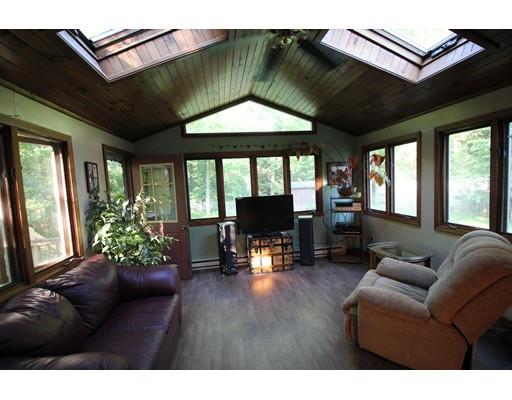 10 Deerfield Dr, Easthampton, MA 01027 photo 5