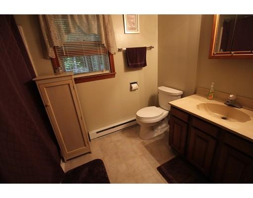 10 Deerfield Dr, Easthampton, MA 01027 photo 10