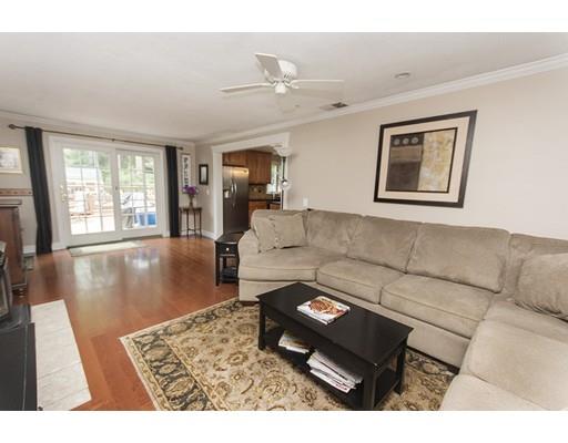 17 Rock Pond Rd, Windham, NH 03087 photo 9