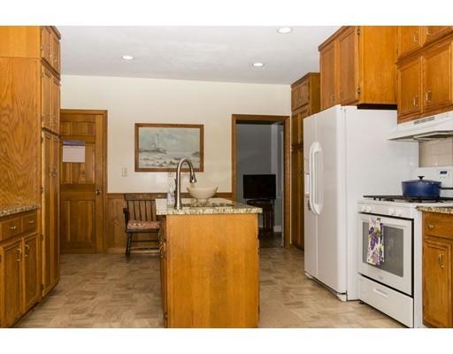 43 Pleasant St, Dedham, MA 02026 photo 12