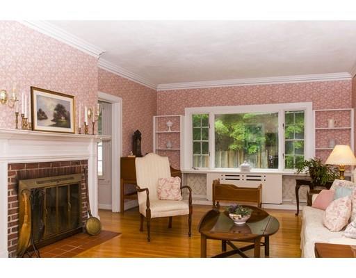 43 Pleasant St, Dedham, MA 02026 photo 4