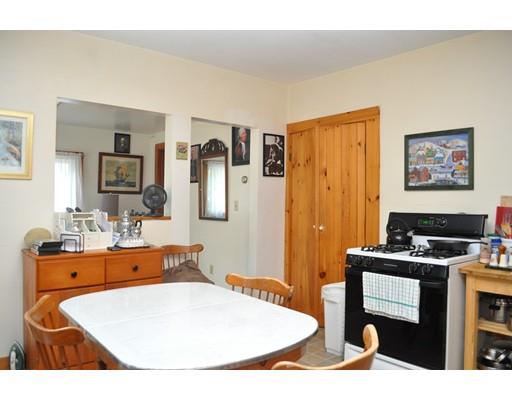 14 Summit St, Gloucester, MA 01930 photo 4