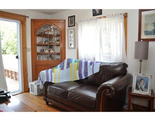 14 Summit St, Gloucester, MA 01930 photo 6