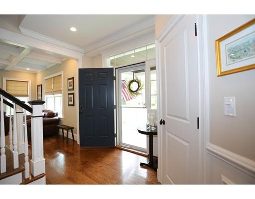 74 Pilgrim Rd, Needham, MA 02492 photo 4