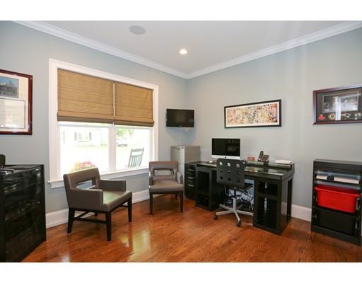 74 Pilgrim Rd, Needham, MA 02492 photo 13