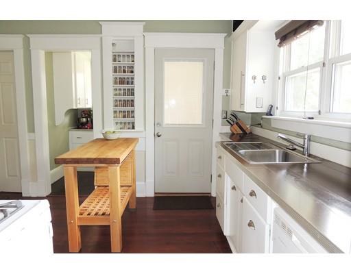 165 Marsden St, Springfield, MA 01109 photo 9