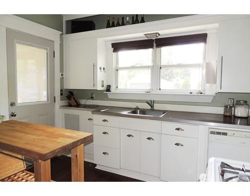 165 Marsden St, Springfield, MA 01109 photo 8