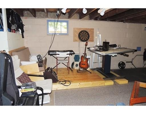 165 Marsden St, Springfield, MA 01109 photo 16