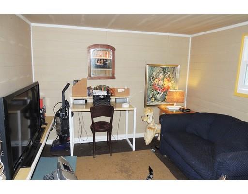 165 Marsden St, Springfield, MA 01109 photo 18