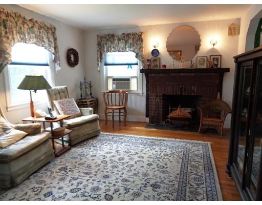 106 Riverside Dr, Dedham, MA 02026 photo 6