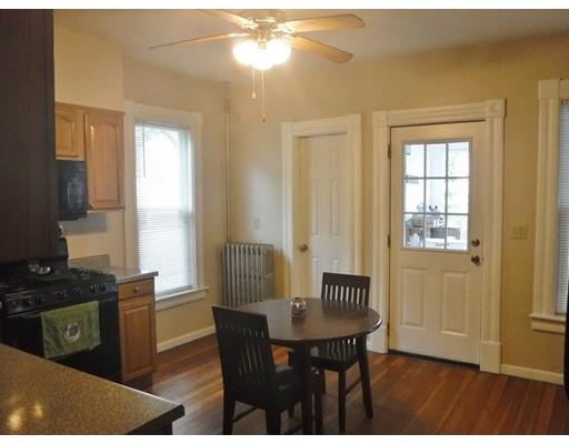 66 Muzzy St, Chicopee, MA 01020 photo 6