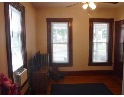 66 Muzzy St, Chicopee, MA 01020 photo 9