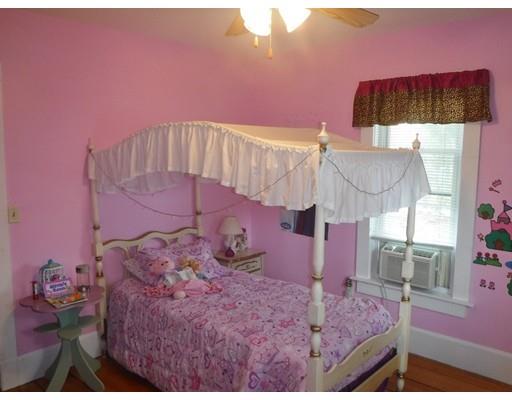 66 Muzzy St, Chicopee, MA 01020 photo 19
