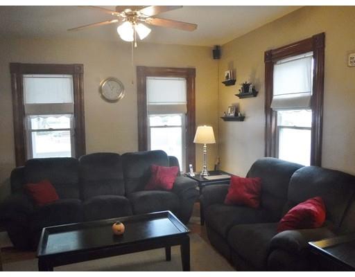 66 Muzzy St, Chicopee, MA 01020 photo 10