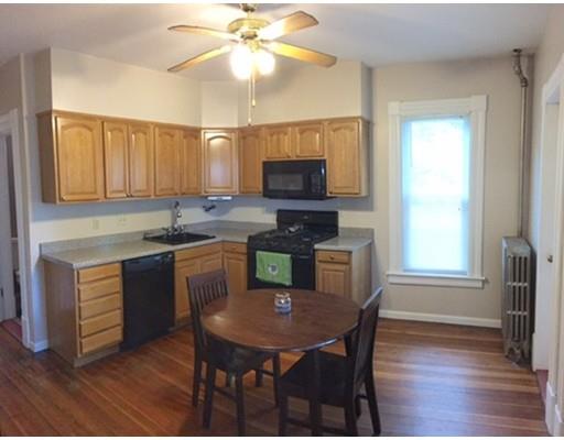 66 Muzzy St, Chicopee, MA 01020 photo 5