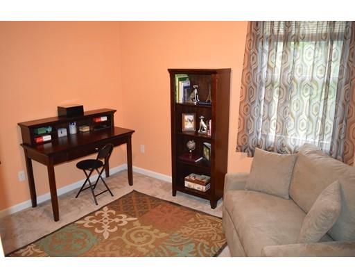 83 Stuart St, Springfield, MA 01119 photo 15