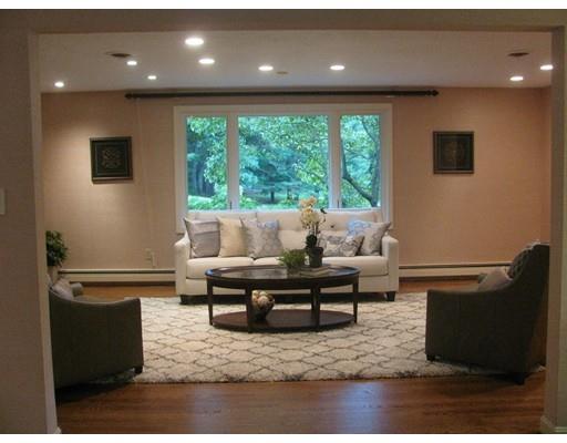 55 Lantern Ln, Needham, MA 02492 photo 2