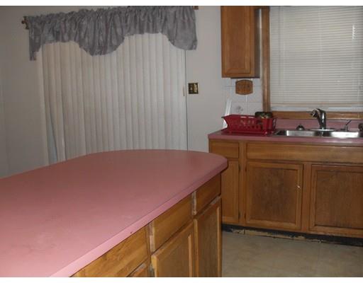 358 Hyacinth St, Fall River, MA 02720 photo 6