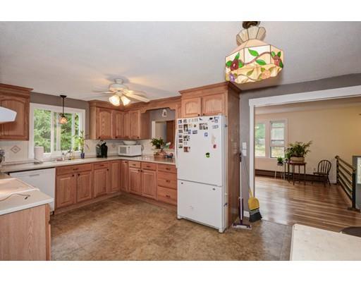 14 Westgate Rd, Derry, NH 03038 photo 11