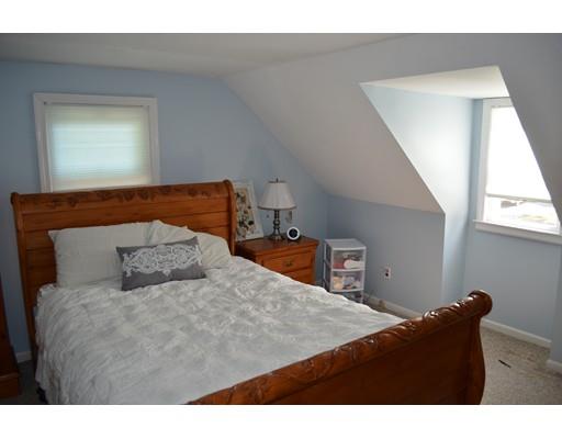 75 Burnside Ter, Springfield, MA 01118 photo 13