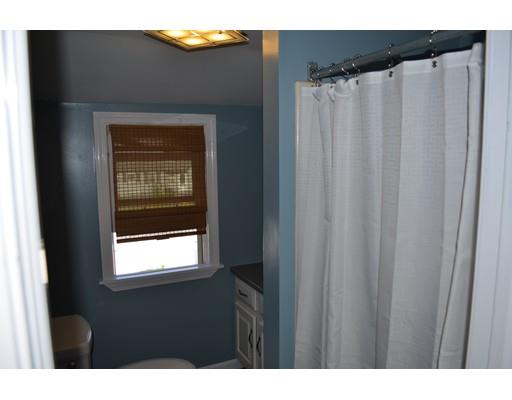 75 Burnside Ter, Springfield, MA 01118 photo 15