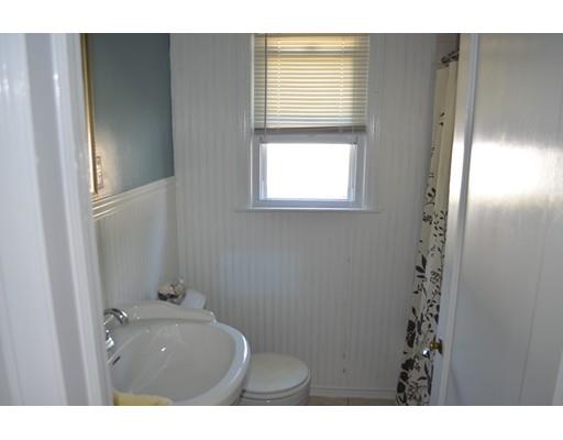 75 Burnside Ter, Springfield, MA 01118 photo 8