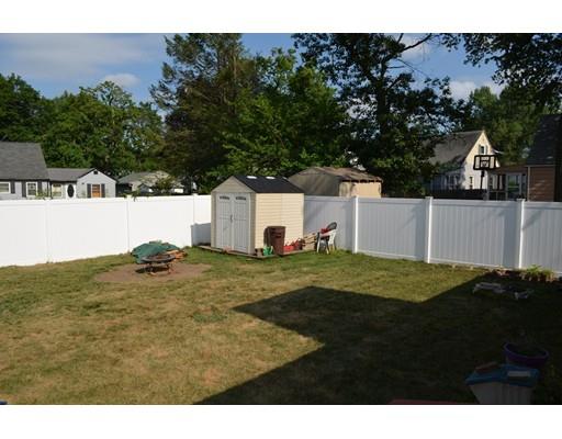 75 Burnside Ter, Springfield, MA 01118 photo 4