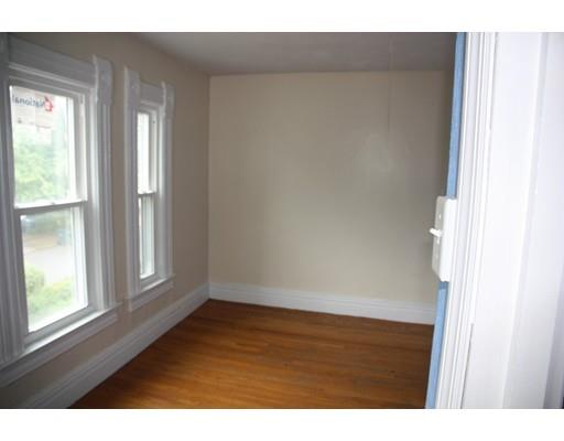 245 Orange St, Springfield, MA 01108 photo 13