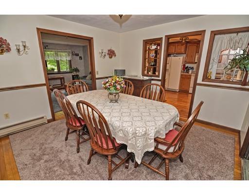 37 Oak Dr, Upton, MA 01568 photo 10