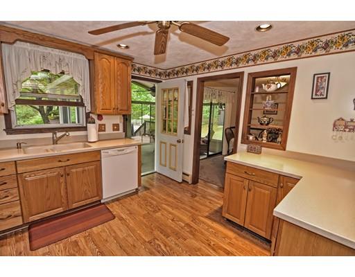 37 Oak Dr, Upton, MA 01568 photo 6