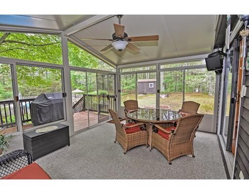 37 Oak Dr, Upton, MA 01568 photo 11