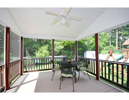 7 Balcom Ln, Maynard, MA 01754 photo 9