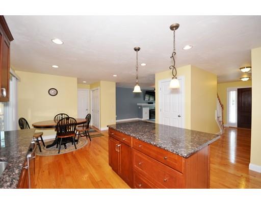 7 Balcom Ln, Maynard, MA 01754 photo 16