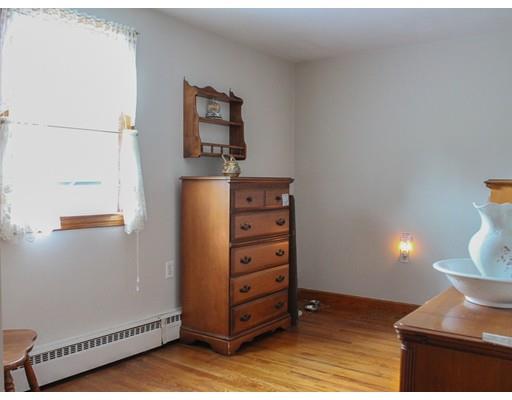 2 Mainview Ave, Warren, RI 02885 photo 8