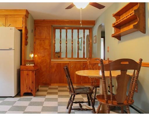 2 Mainview Ave, Warren, RI 02885 photo 4