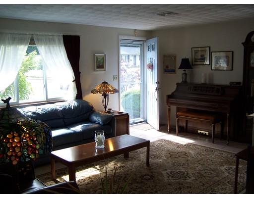 39 Devine Rd, Randolph, MA 02368 photo 8