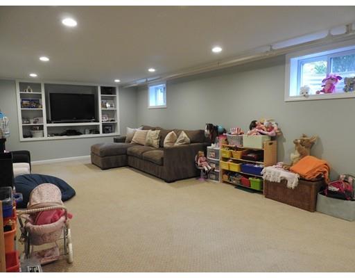 11 Elmwood, Wellesley, MA 02481 photo 24
