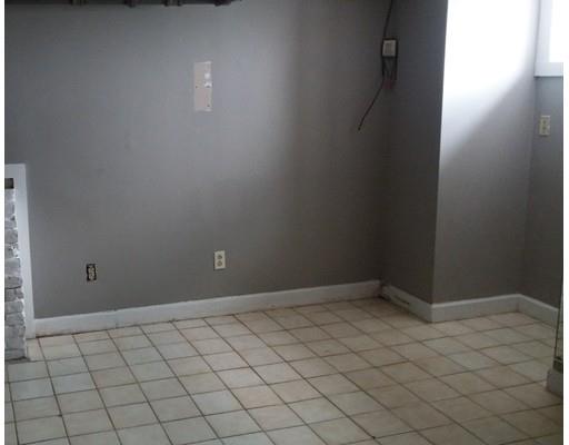 27 Bloomfield St, Springfield, MA 01108 photo 10