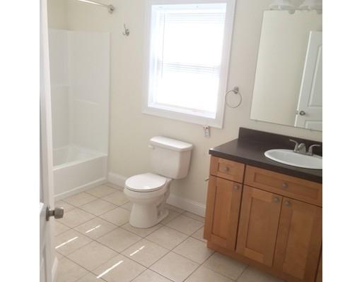 388 Central St, Springfield, MA 01105 photo 6