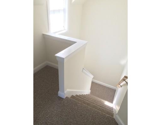 388 Central St, Springfield, MA 01105 photo 5
