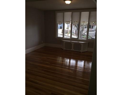 34 Maplewood Ave, Everett, MA 02149 photo 6