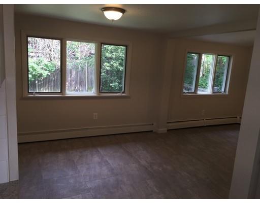 34 Maplewood Ave, Everett, MA 02149 photo 4