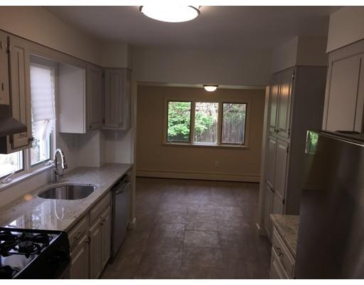34 Maplewood Ave, Everett, MA 02149 photo 2