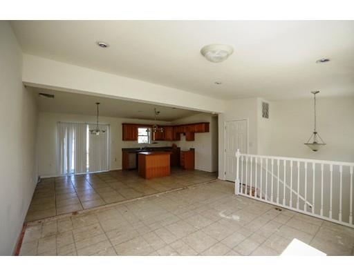 22 Lea Ln, Fall River, MA 02721 photo 11