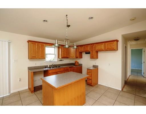 22 Lea Ln, Fall River, MA 02721 photo 7